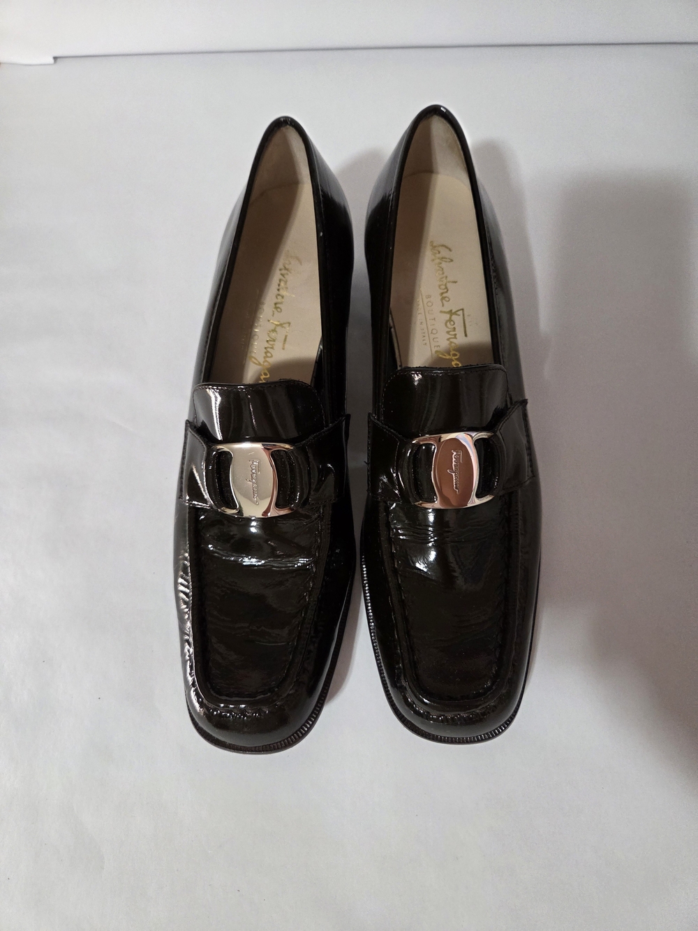 Salvatore Ferragamo Boutique Gancini Loafers Dark Brown Patent Leather Women 7A